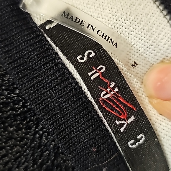 CYRUS TOP - Picture 8 of 13